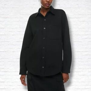 Aritzia TNA Cozy Fleece Boyfriend Black Button Down Shacket Jacket Size S
